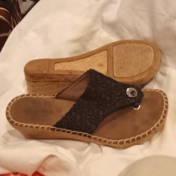 Wedges - Picture 2 of 2